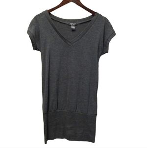 3/$15 Delcious Tunic Grey Sweater - Medium